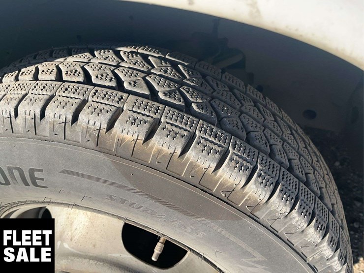 2018-chevrolet-express-s/a-ambulance-image-7