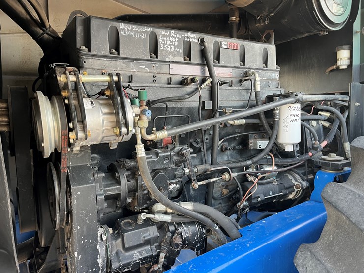 2001-new-holland-9484-image-3