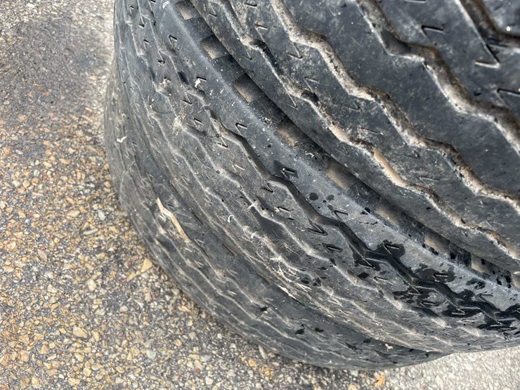 #14062-•-(4)-bf-goodrich-7.00-15-lt-tires-(o4)-image-7