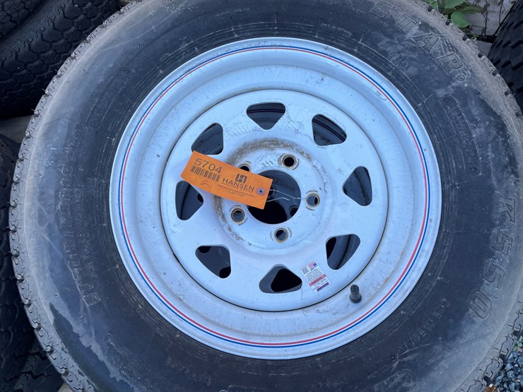 #5704-•-(2)-st205/75d15-tires-on-5-bolt-rims-image-4