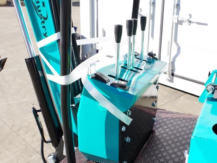 2025-cfg-industrial-mh12-(z)-mini-excavator,-zonsen gasoline-engine,-unused-image-6