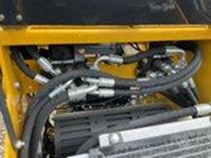 #1012-•-unused-landhero-mini-skid-steer-loader-image-5
