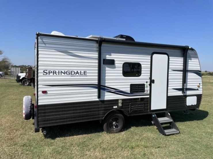 2021-keystone-18'-springdale-mini-travel-trailer-image-5