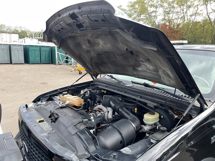 2003-ford-excursion-image-87