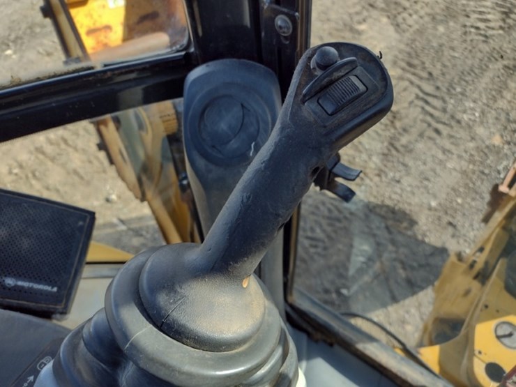 2008-caterpillar-420e-image-12