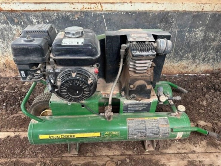 john-deere-ac1-8gh-air-compressor-image-1