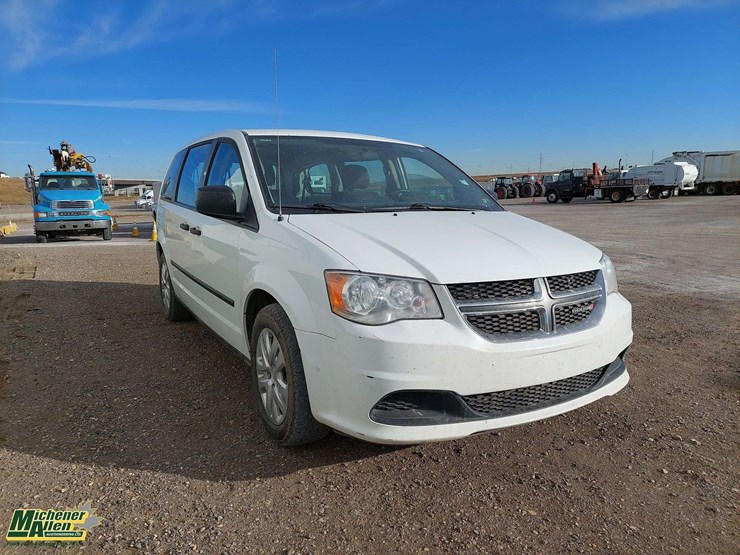 2016-dodge-grand-caravan-image-3