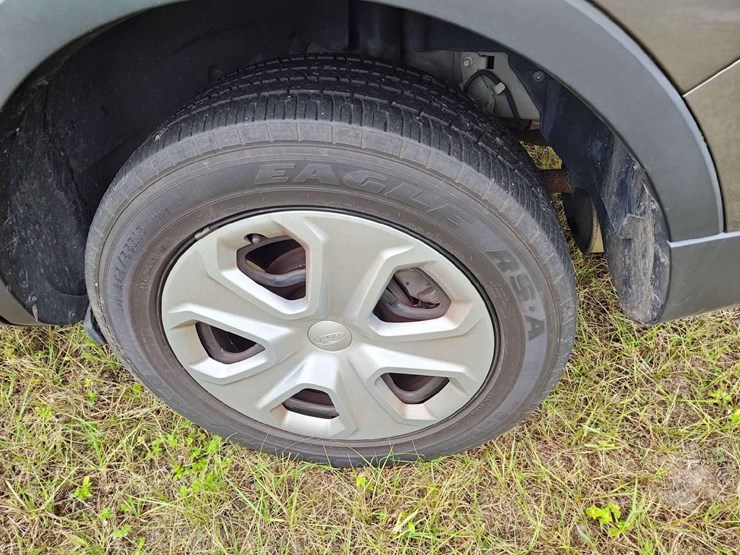 2017-ford-explorer-image-29