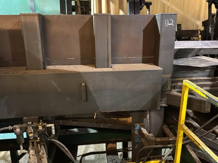 #112-•-roller-belt-conveyor-image-3