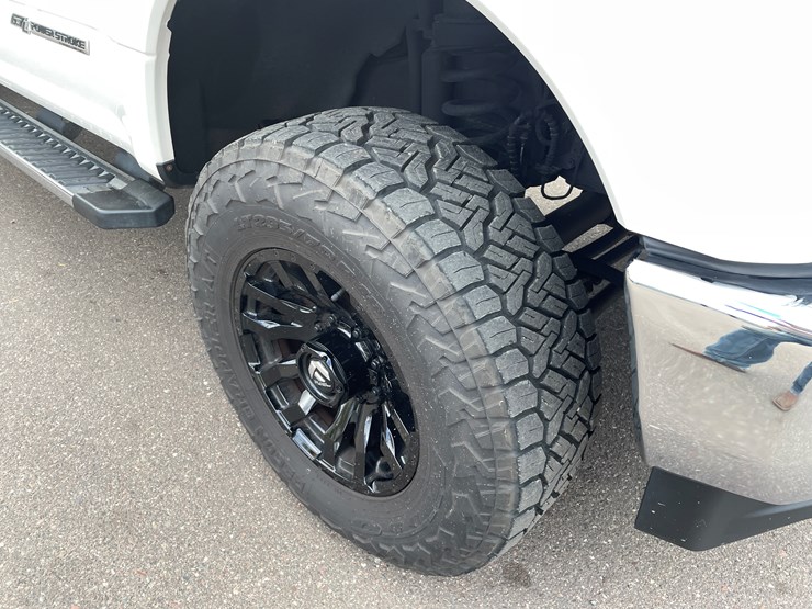 2019-ford-f350-xlt-lariat-image-46