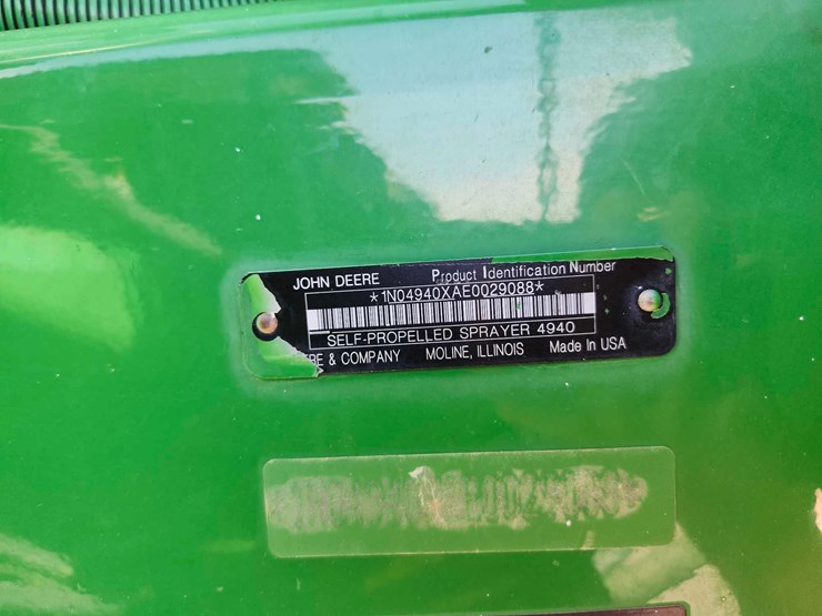 2014-john-deere-4940-image-48