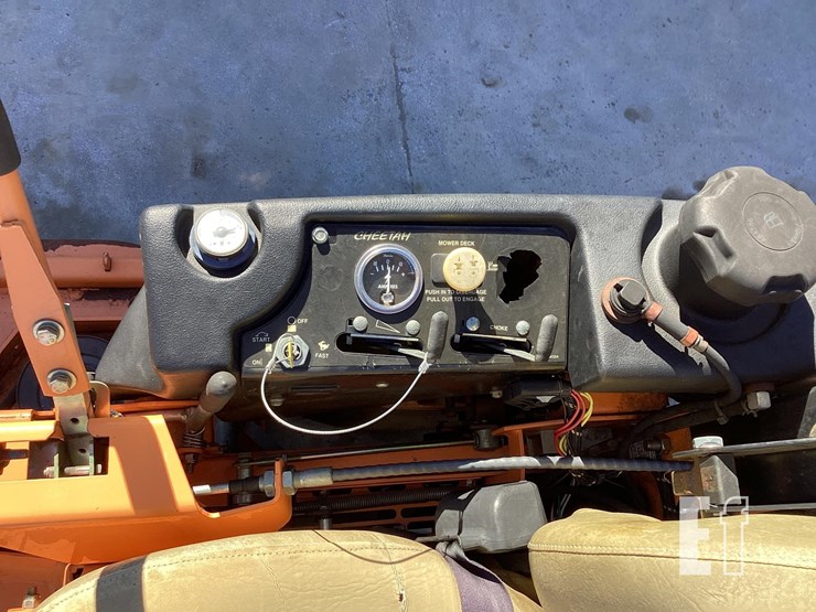 2015-scag-scz52v-730fx-image-11