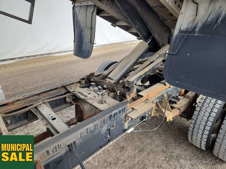 2015-ford-f450-image-32