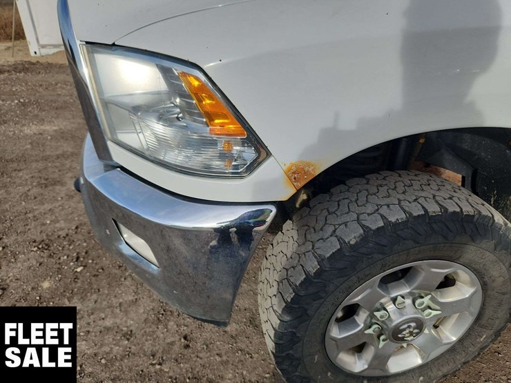 2016-ram-2500-slt-image-39