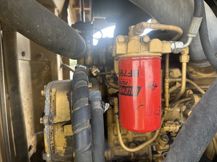 2012-caterpillar-930h-image-51