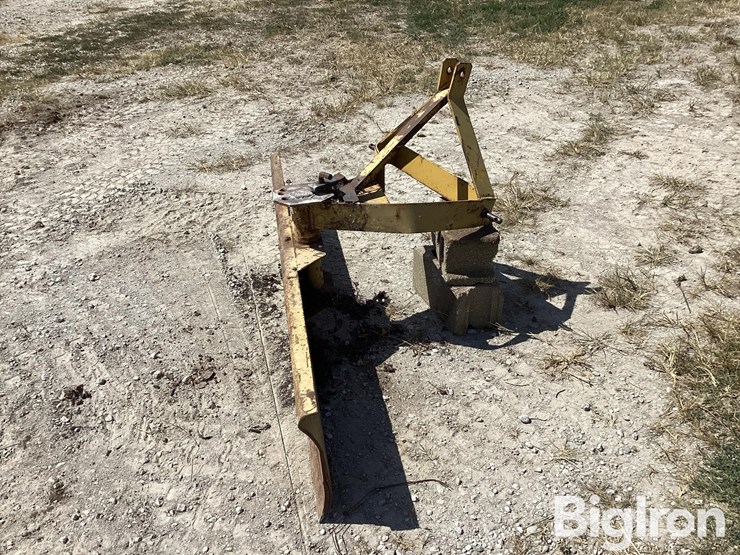 6'-3-pt-rear-blade-image-4