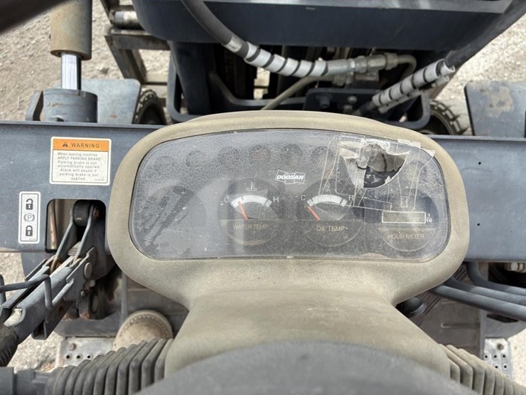 2014-doosan-g25g-image-21