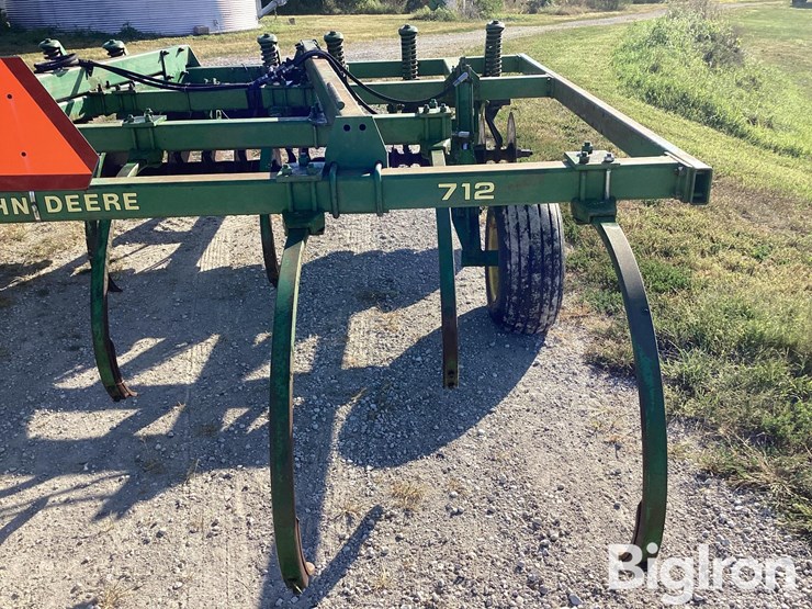 1985-john-deere-712-image-18