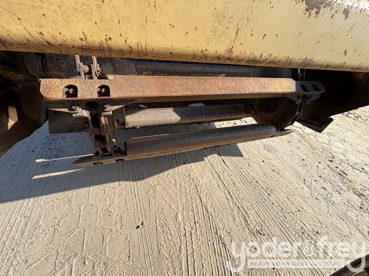 caterpillar-615c-image-9