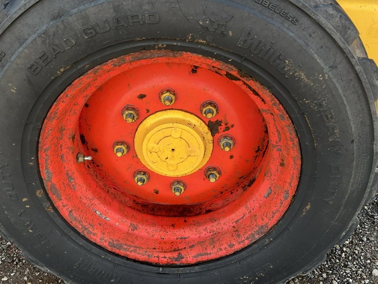 new-holland-ls190-image-18