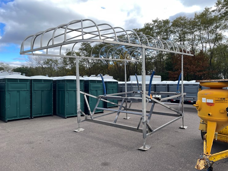 #4517-•-shore-master-aluminum-pontoon-lift-image-1