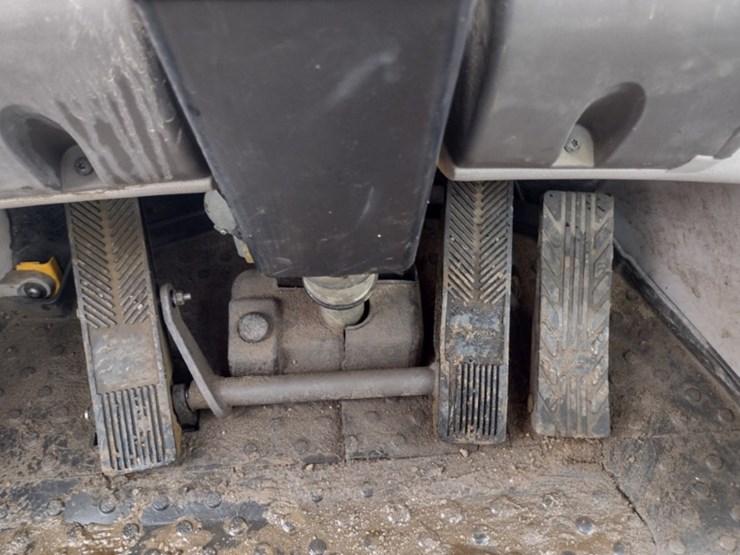 8-volvo-l60f-image-7