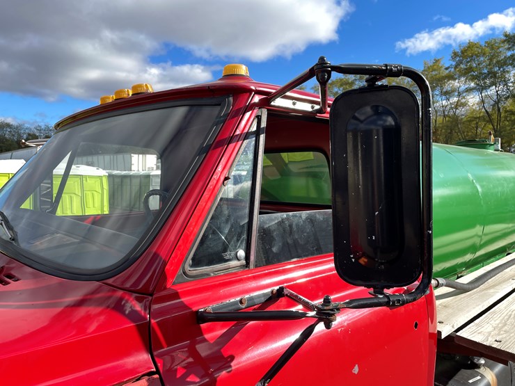 1969-chevrolet-c30-image-21