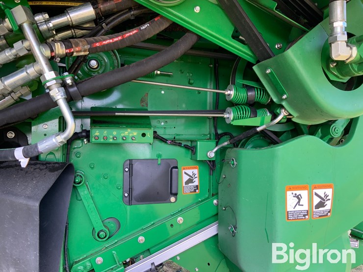 2022-john-deere-s790-image-19