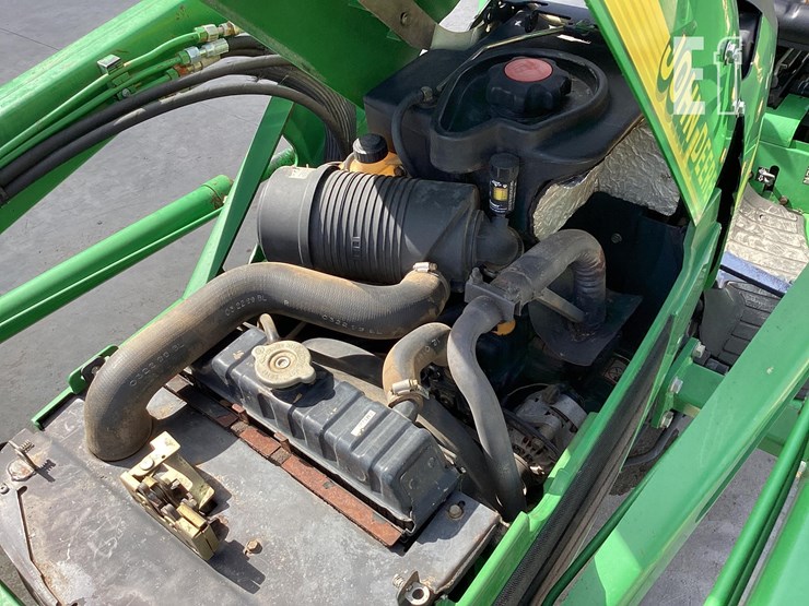 1999-john-deere-4200-image-11
