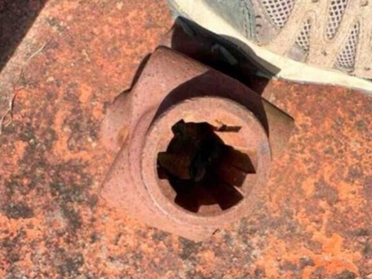 batwing-mower-(12’-or-13’)-image-3