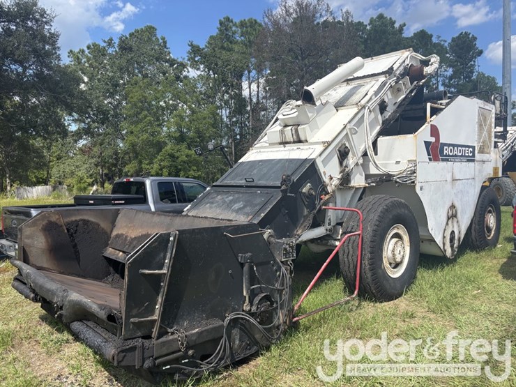 2004-roadtec-sb2500c-image-1