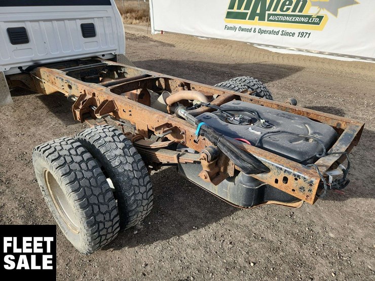 2017-ram-3500-4x4-s/a-cab-&-chassis-image-26