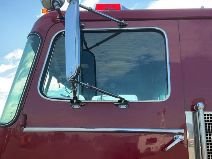 #2000-•-1982-sutphen-deluge-fire-engine-truck-detroit-diesel-6v92ta-image-17