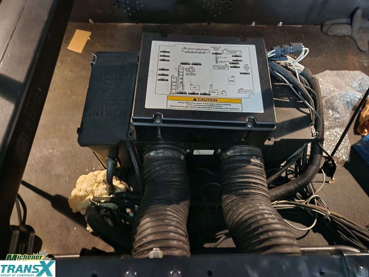 2019-peterbilt-579-image-35