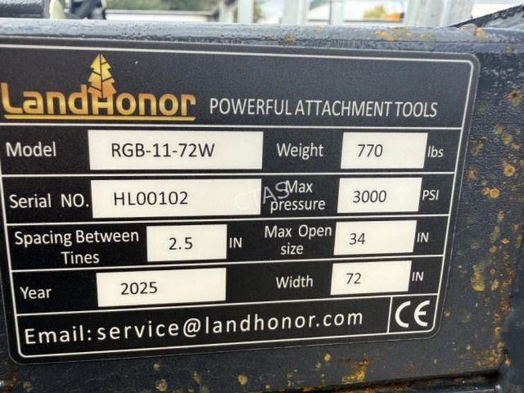 #89-•-72"-heavy-duty-rock-grapple-for-skid-steer-image-5