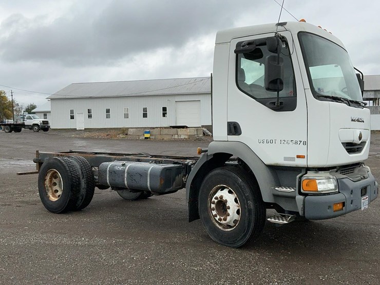 #2001-•-2011-mack-midlum-truck-chassis-image-7