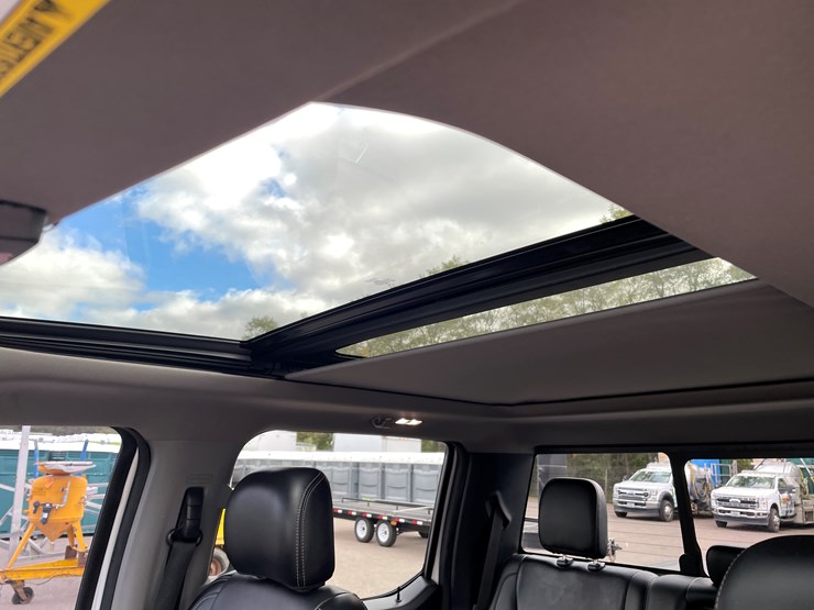 2019-ford-f350-xlt-lariat-image-76