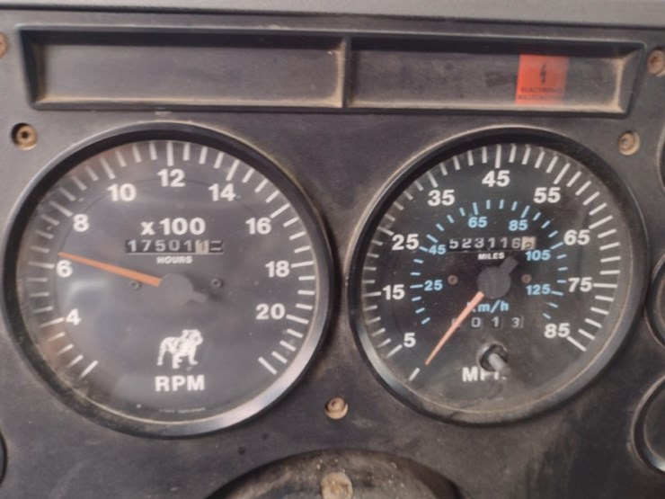 96-mack-ch613-image-6