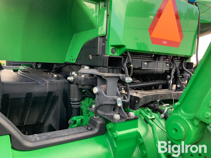 2021-john-deere-8rx-410-image-16