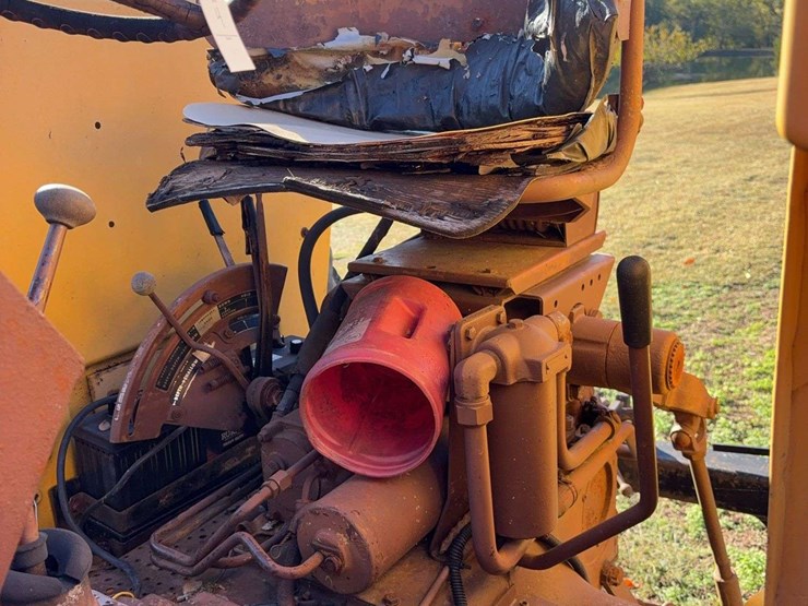 1965-minneapolis-moline-670-tractor,-3,447-hours,-lp,-wide-front,-goodyear-15.5-38-tires,-540pto,-3pt,-quick-hitch,-s/n--29901718-image-8