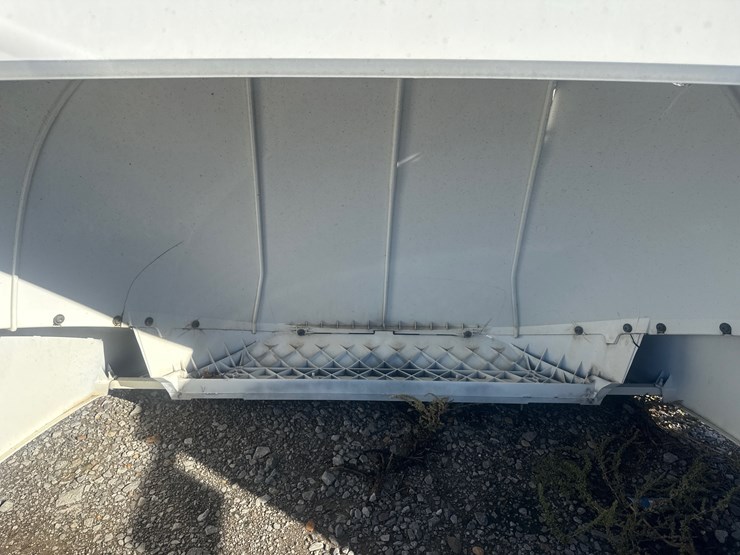 #28388-•-semi-truck-wind-deflector-image-5