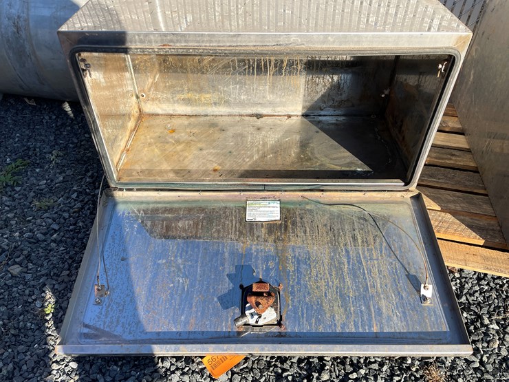 #5677-•-buyers-truck-mount-toolbox-image-6