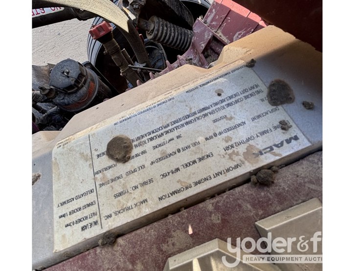 2017-mack-chu613-image-17