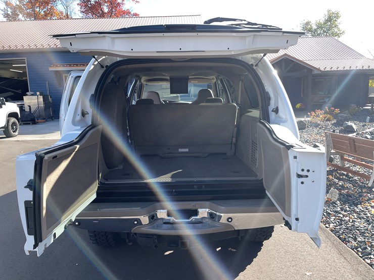 2002-ford-excursion-limited-image-69