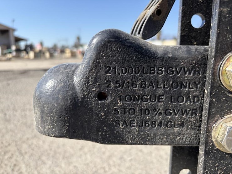 2026-southland-larct52-822v-86-t/a-enclosed-traile-image-9