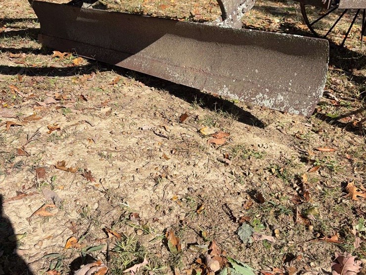 pull-type-road-grader,-steel-wheels-image-8