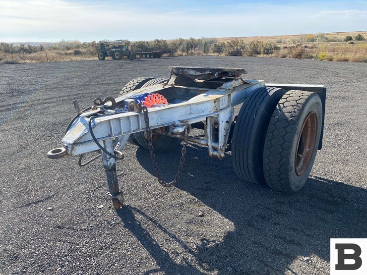 semi-trailer-dolly-image-1