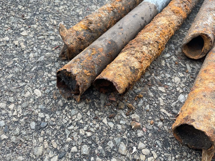 #14058-•-(8)-fence-posts-(o4)-image-7