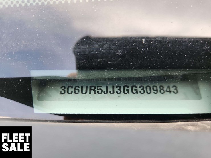 2016-ram-2500-slt-image-8