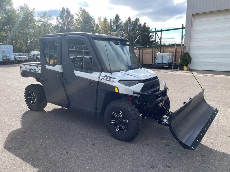 2021-polaris-ranger-crew-image-3